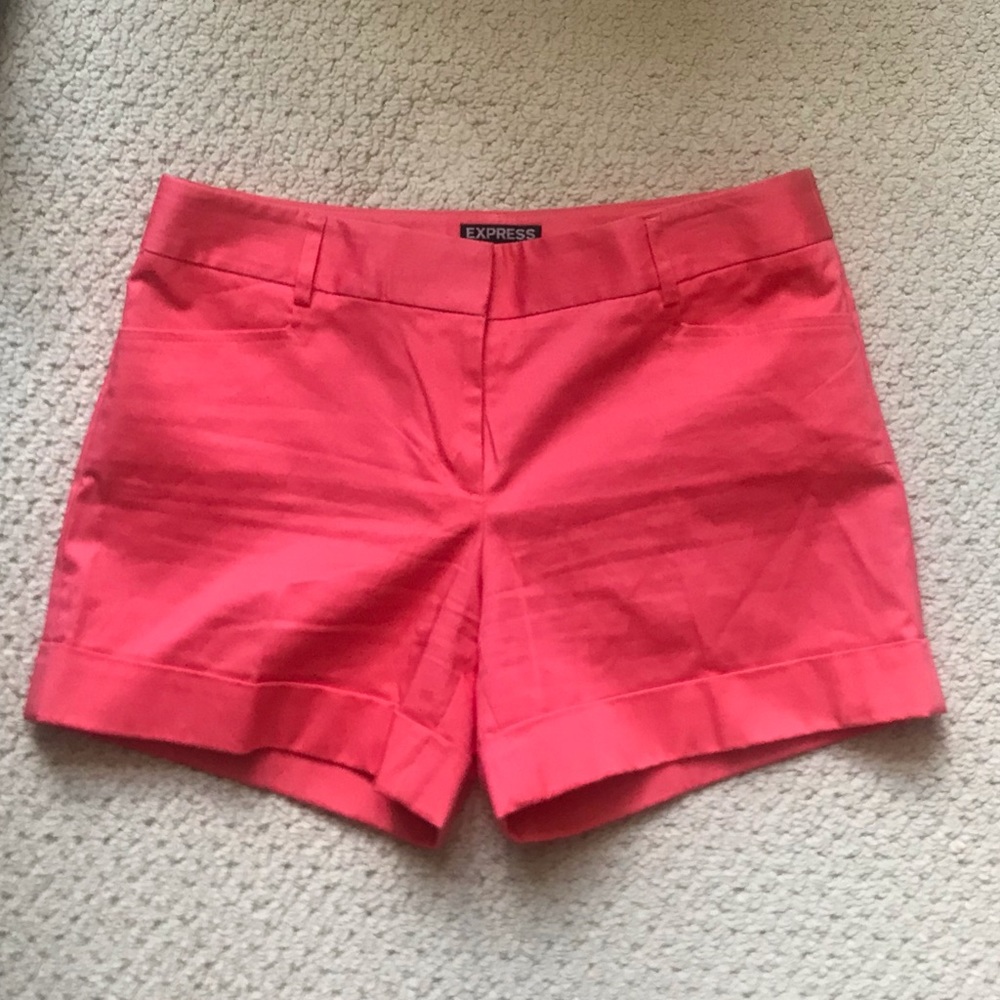 Cuffed Editor Shorts